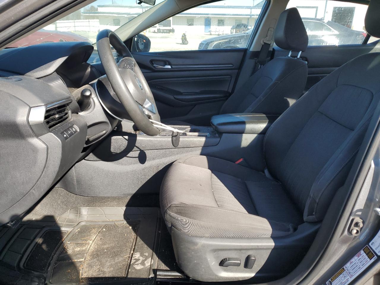 2020 Nissan Altima - Image 7