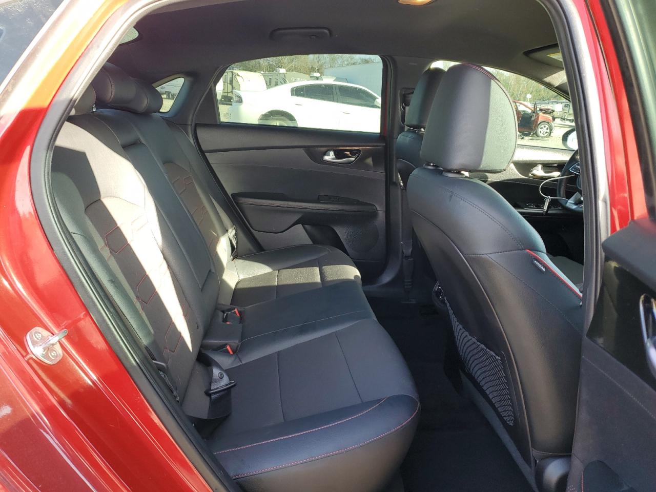 2020 Kia Forte - Image 10