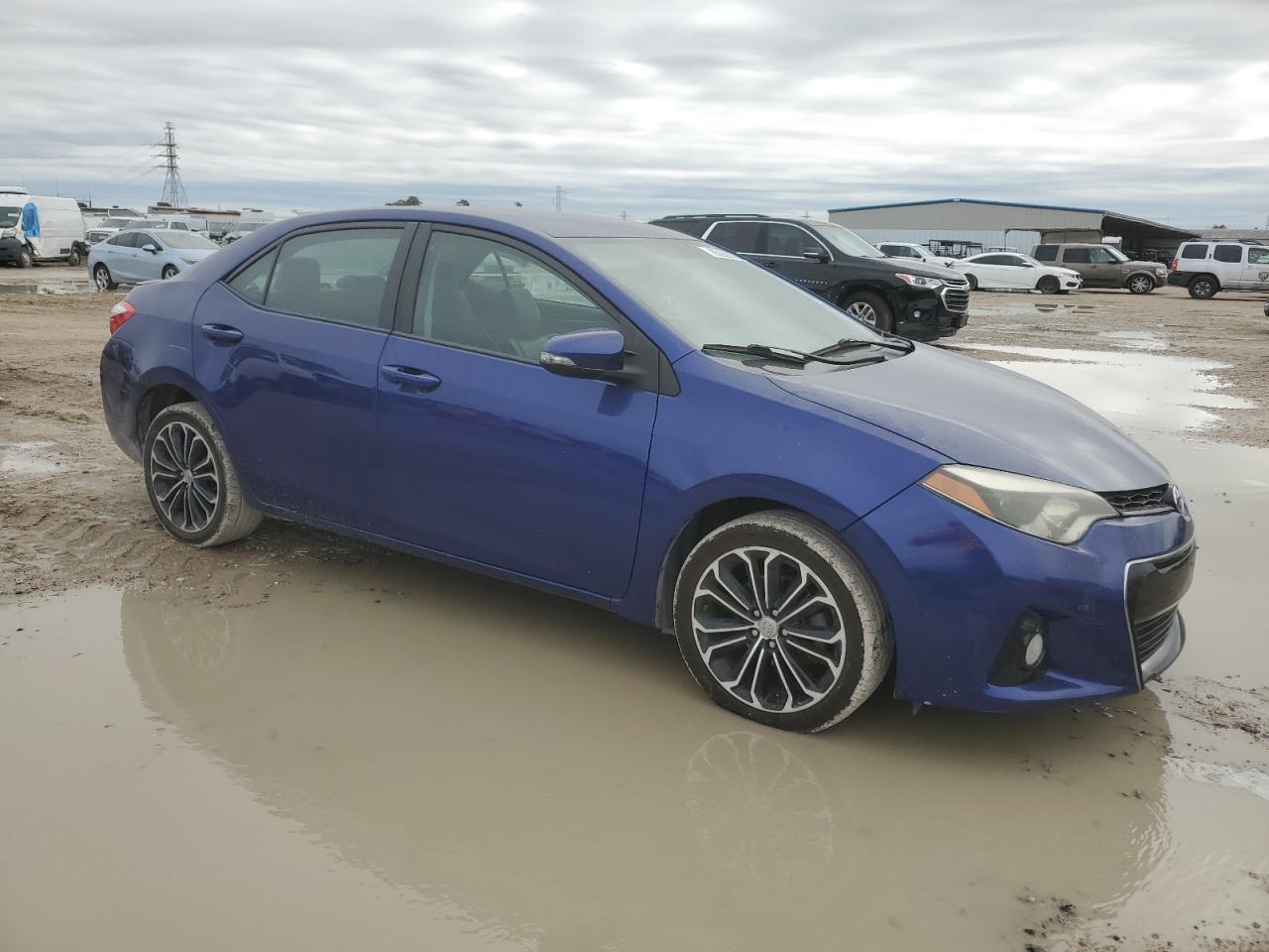 VIN 5YFBURHE1FP321514 2015 TOYOTA COROLLA no.4