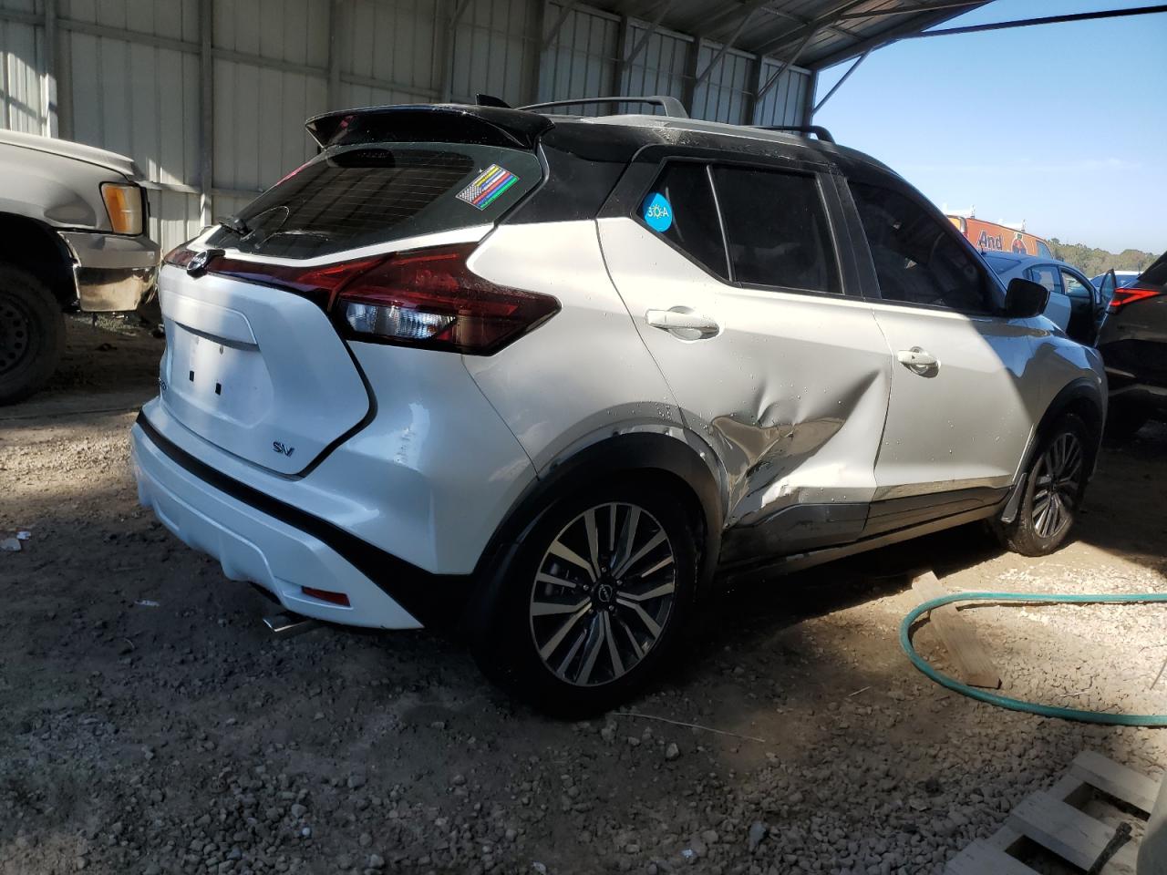 VIN 3N1CP5CV5PL483742 2023 NISSAN KICKS no.3