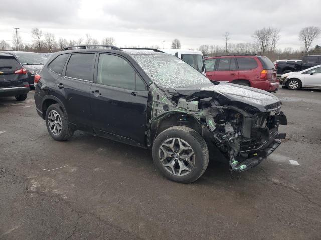  SUBARU FORESTER 2021 Чорний