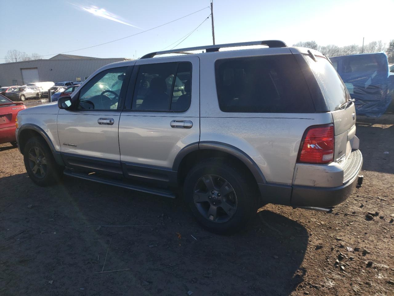 2004 Ford Explorer - Image 2