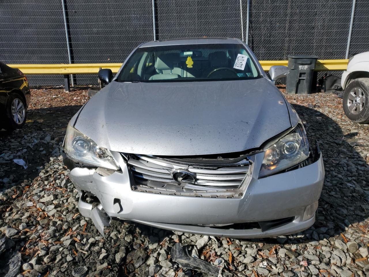 2010 Lexus ES - Image 5