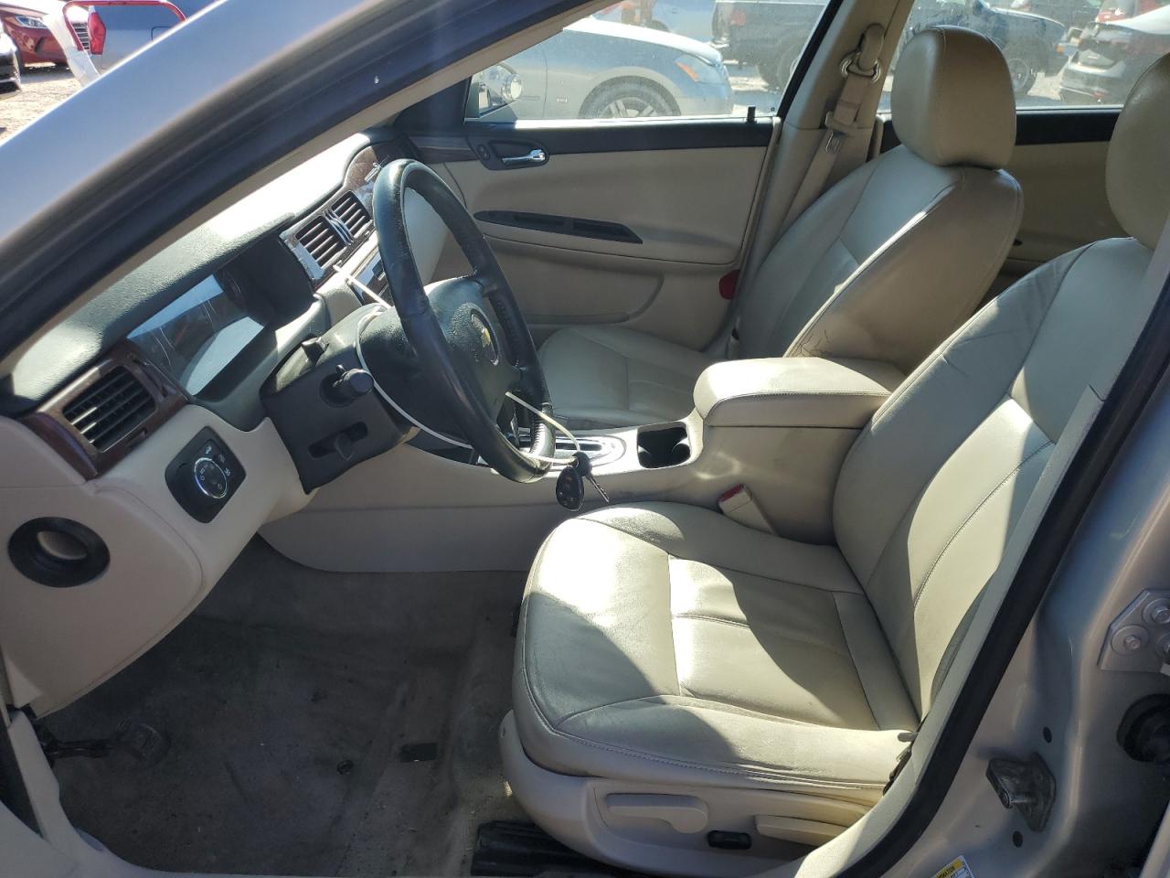 2009 Chevrolet Impala - Image 7