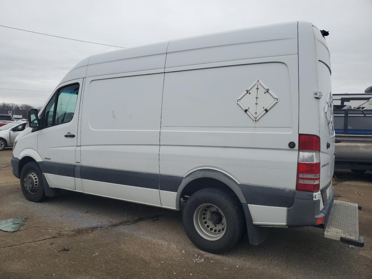 2016 Mercedes-Benz Sprinter - Image 2
