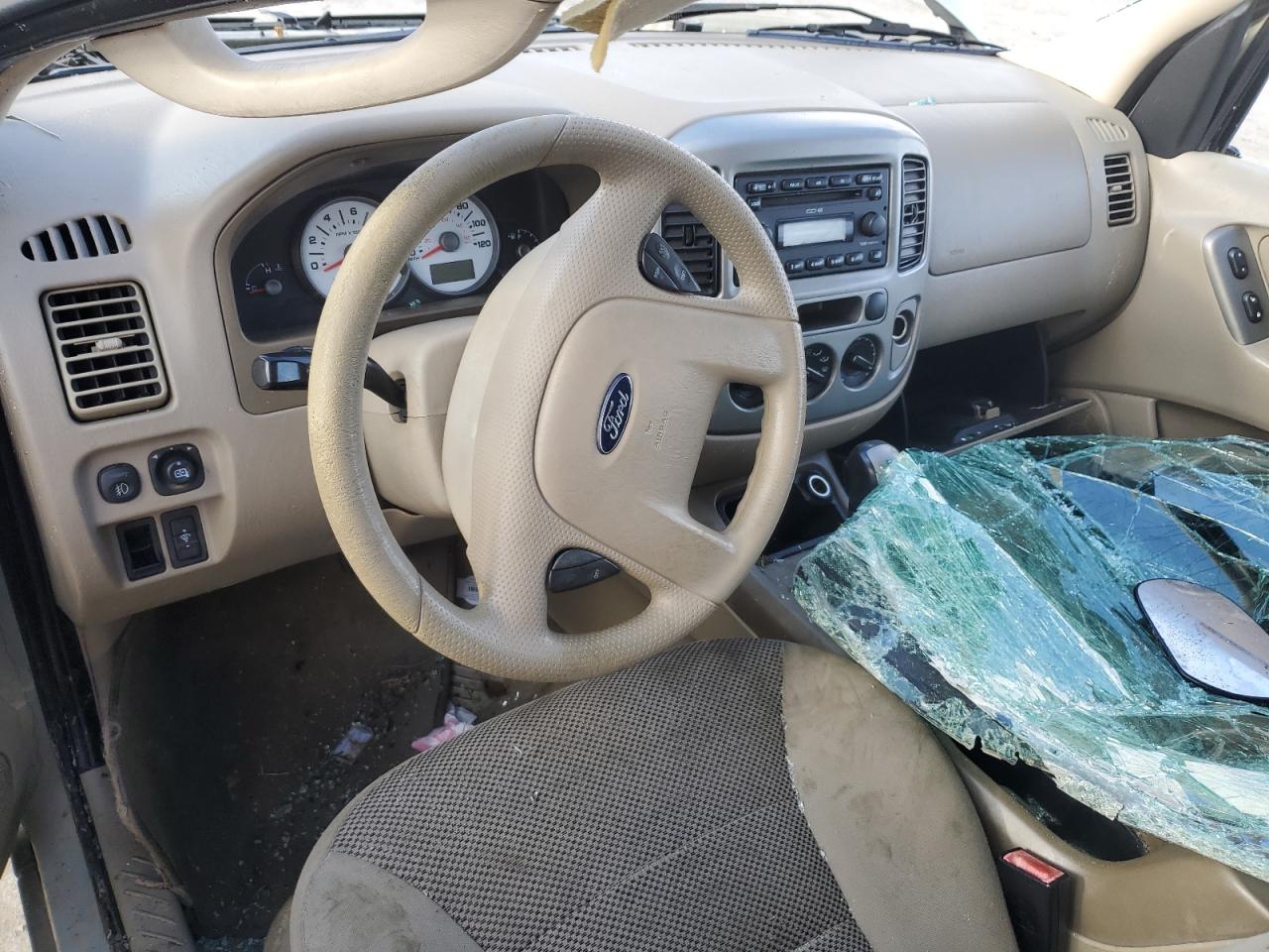 2005 Ford Escape - Image 8