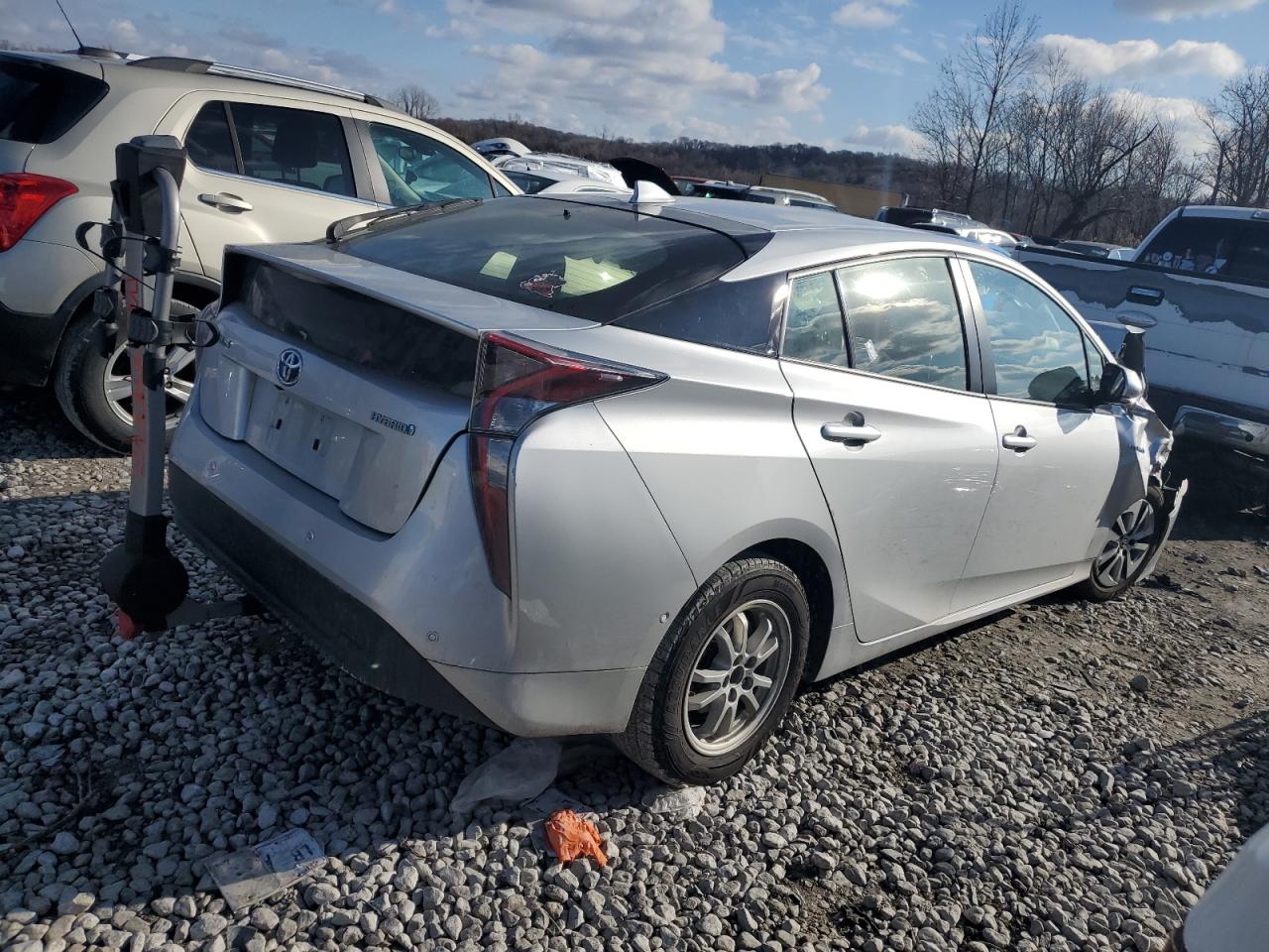 2018 Toyota Prius - Image 3