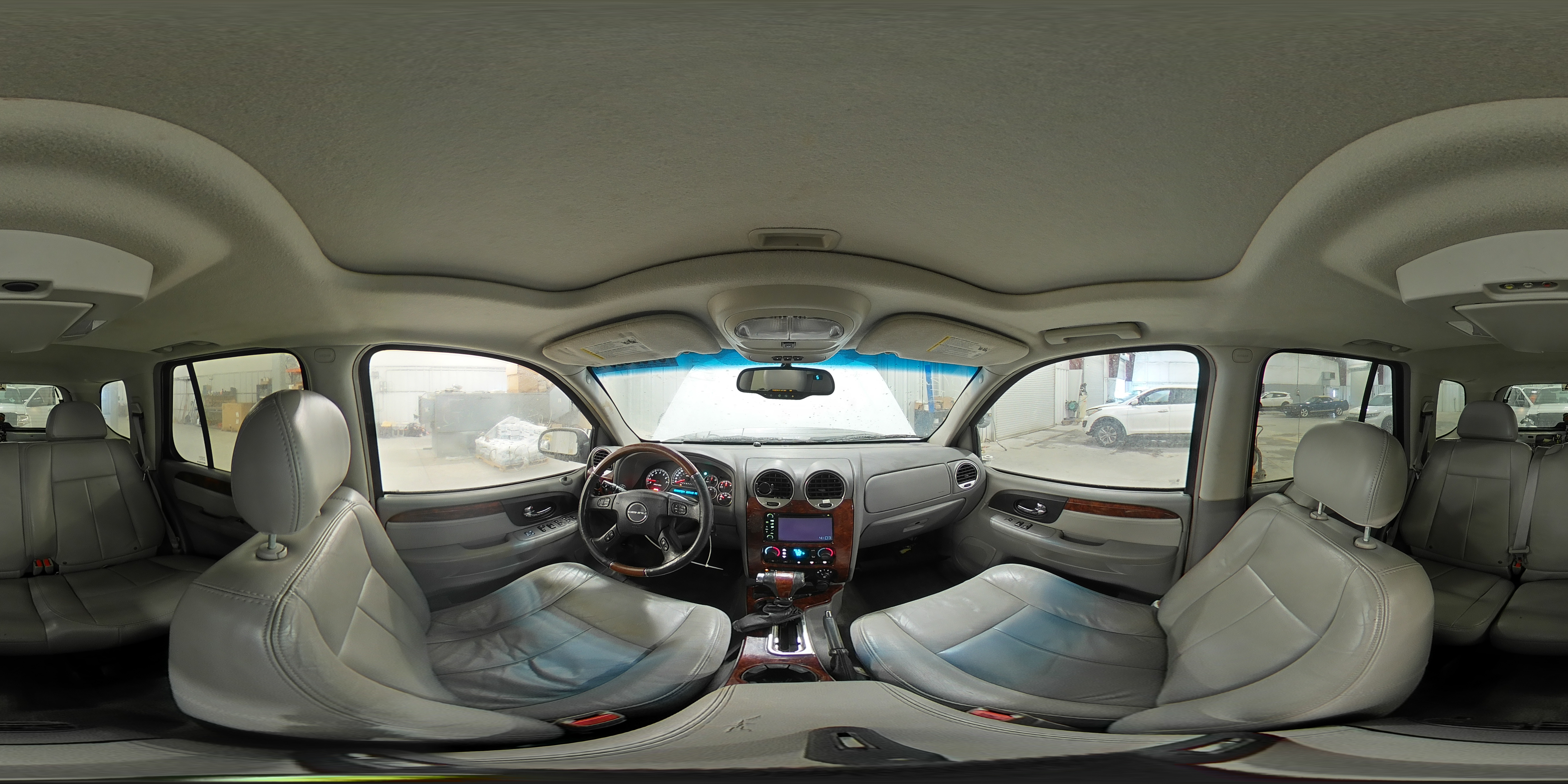 2006 GMC Envoy - Image 13