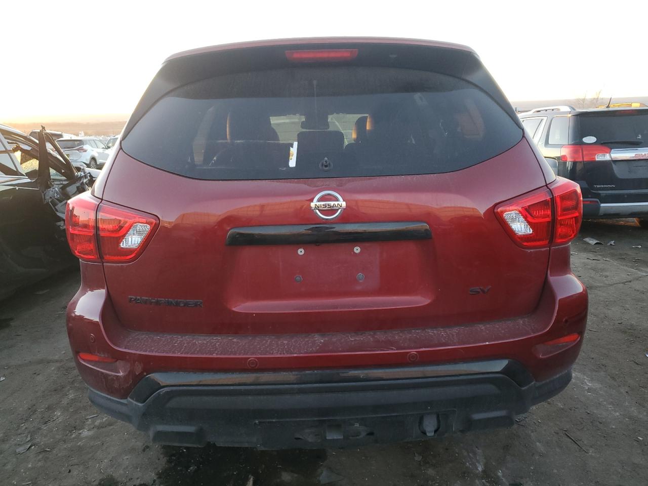 2019 Nissan Pathfinder S VIN: 5N1DR2MN0KC626704 Lot: 83611824