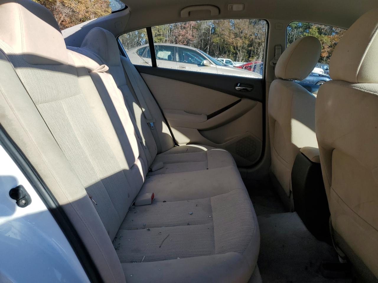 2012 Nissan Altima - Image 10