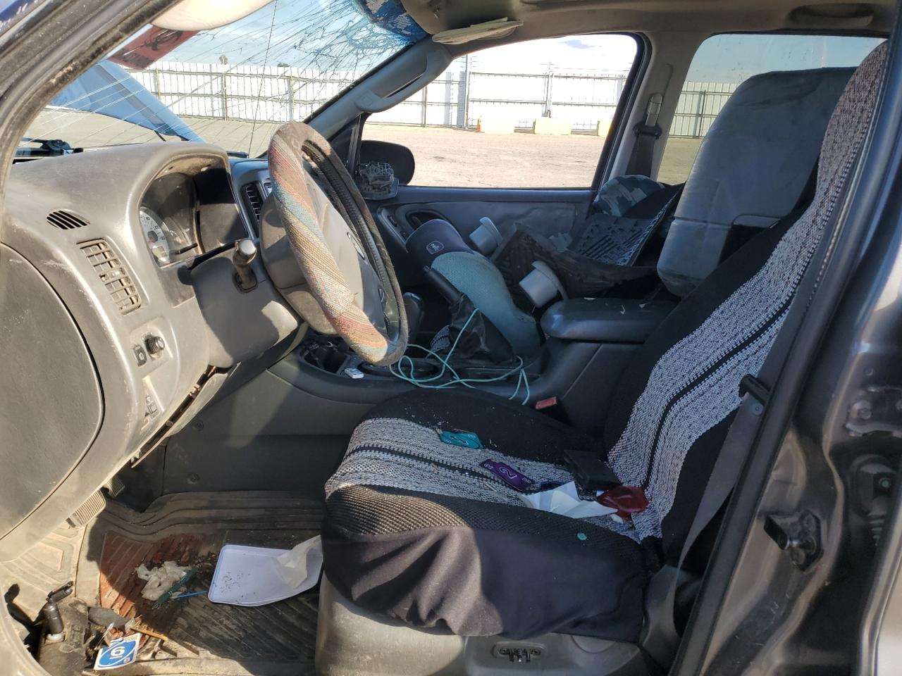2005 Ford Escape - Image 7