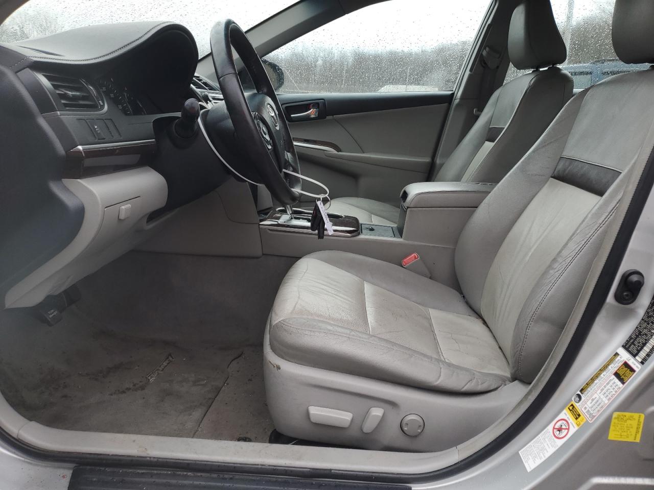 2012 Toyota Camry - Image 7
