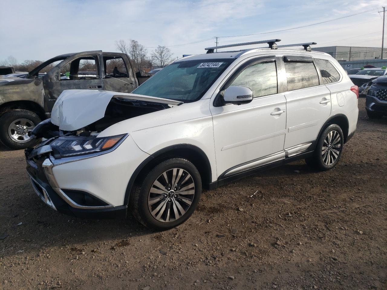 2019 Mitsubishi Outlander - Image 1
