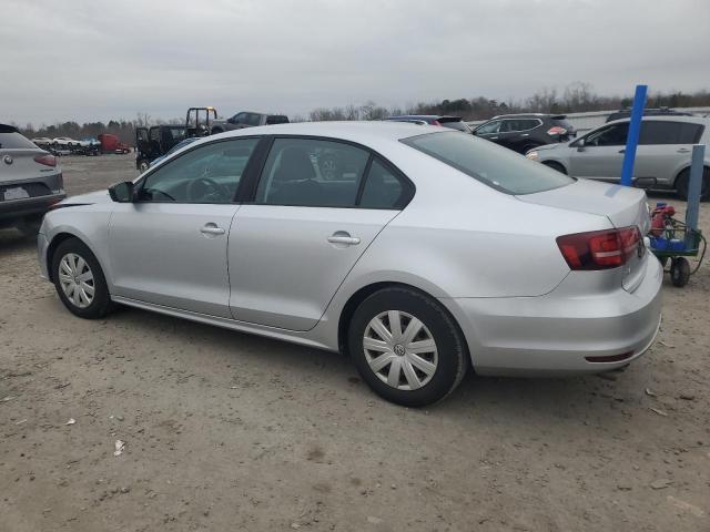 Sedans VOLKSWAGEN JETTA 2016 Srebrny