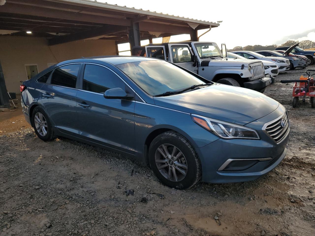 2017 Hyundai Sonata - Image 4