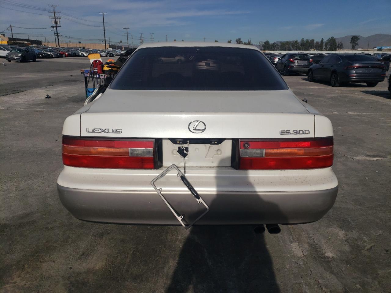 1995 Lexus Es 300 VIN: JT8GK13T3S0101586 Lot: 82721364