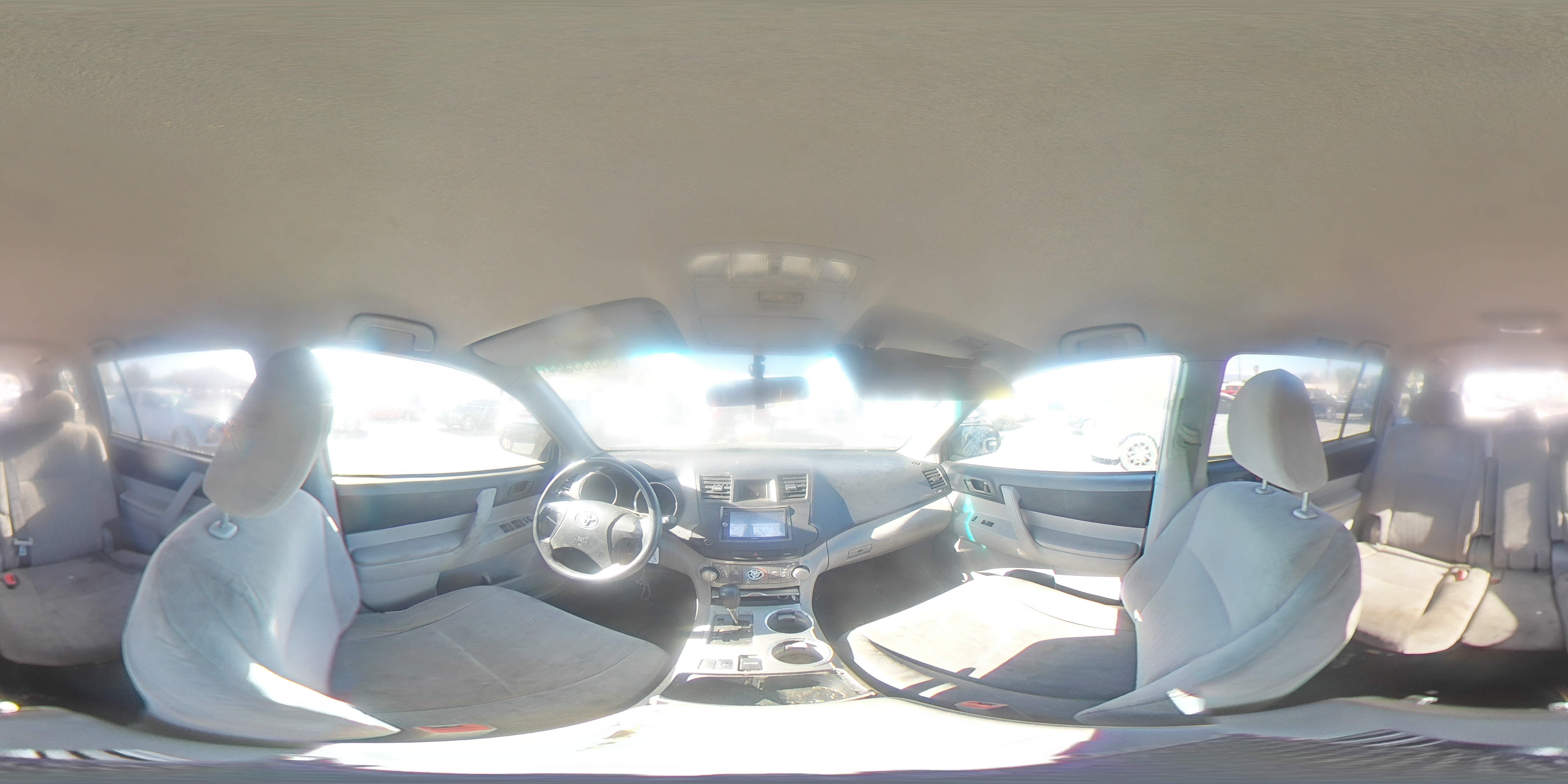 2012 Toyota Highlander - Image 14