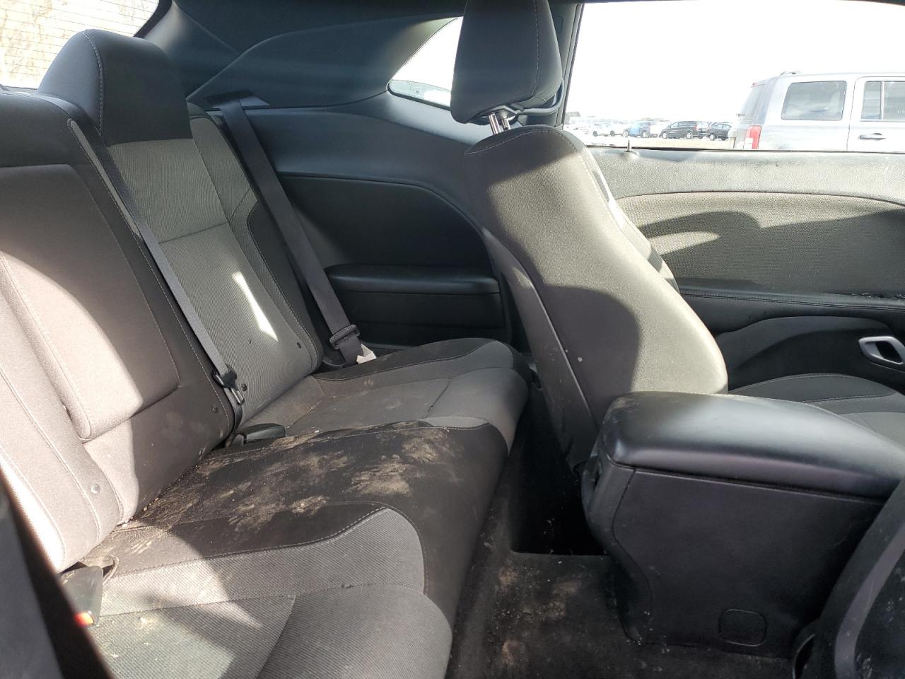 2015 Dodge Challenger - Image 10