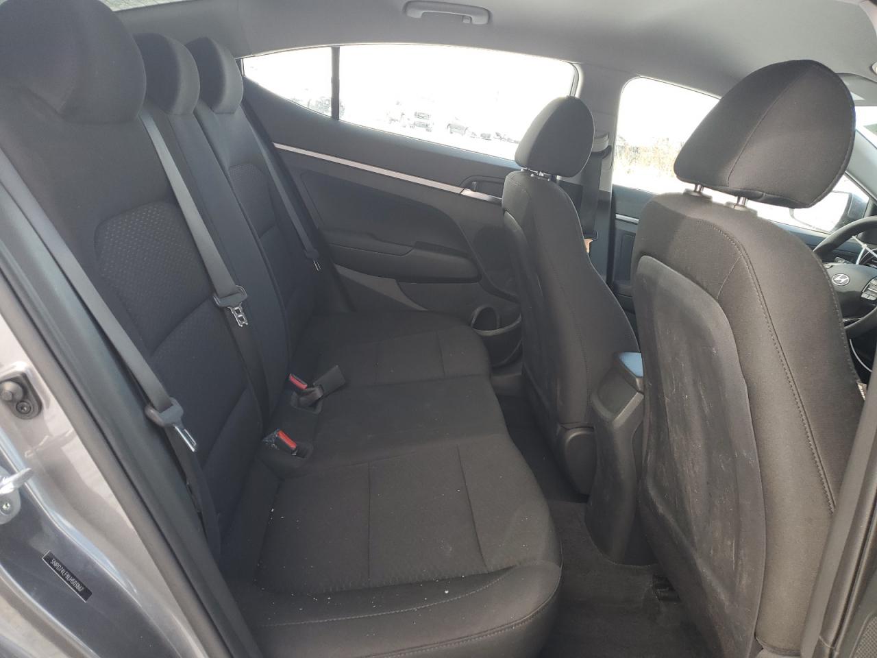 2020 Hyundai Elantra - Image 10