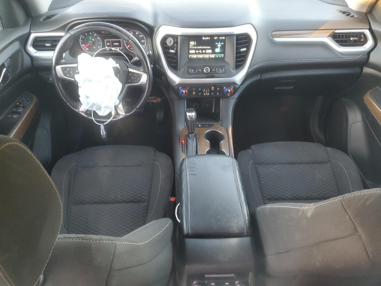 2019 GMC Acadia - Image 8