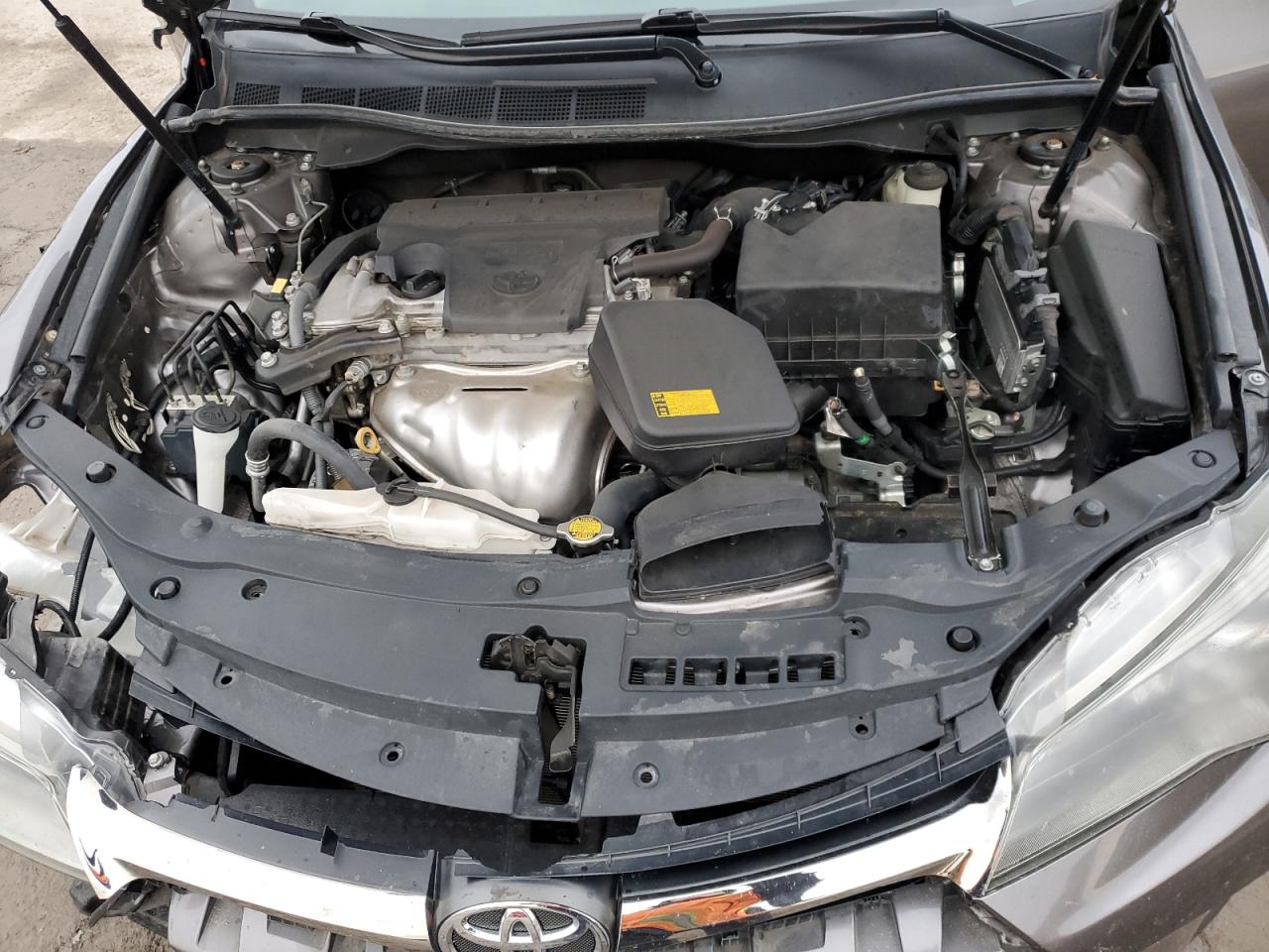 2015 Toyota Camry - Image 12