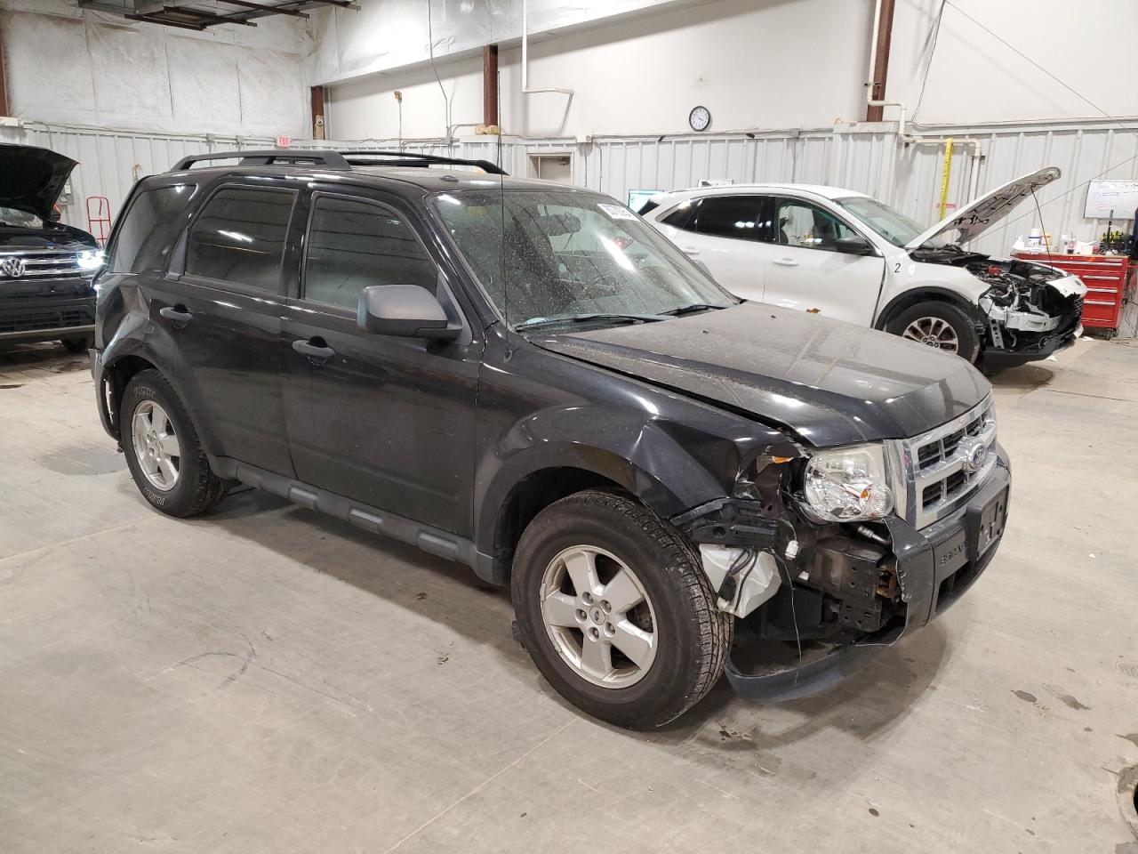 2011 Ford Escape - Image 4