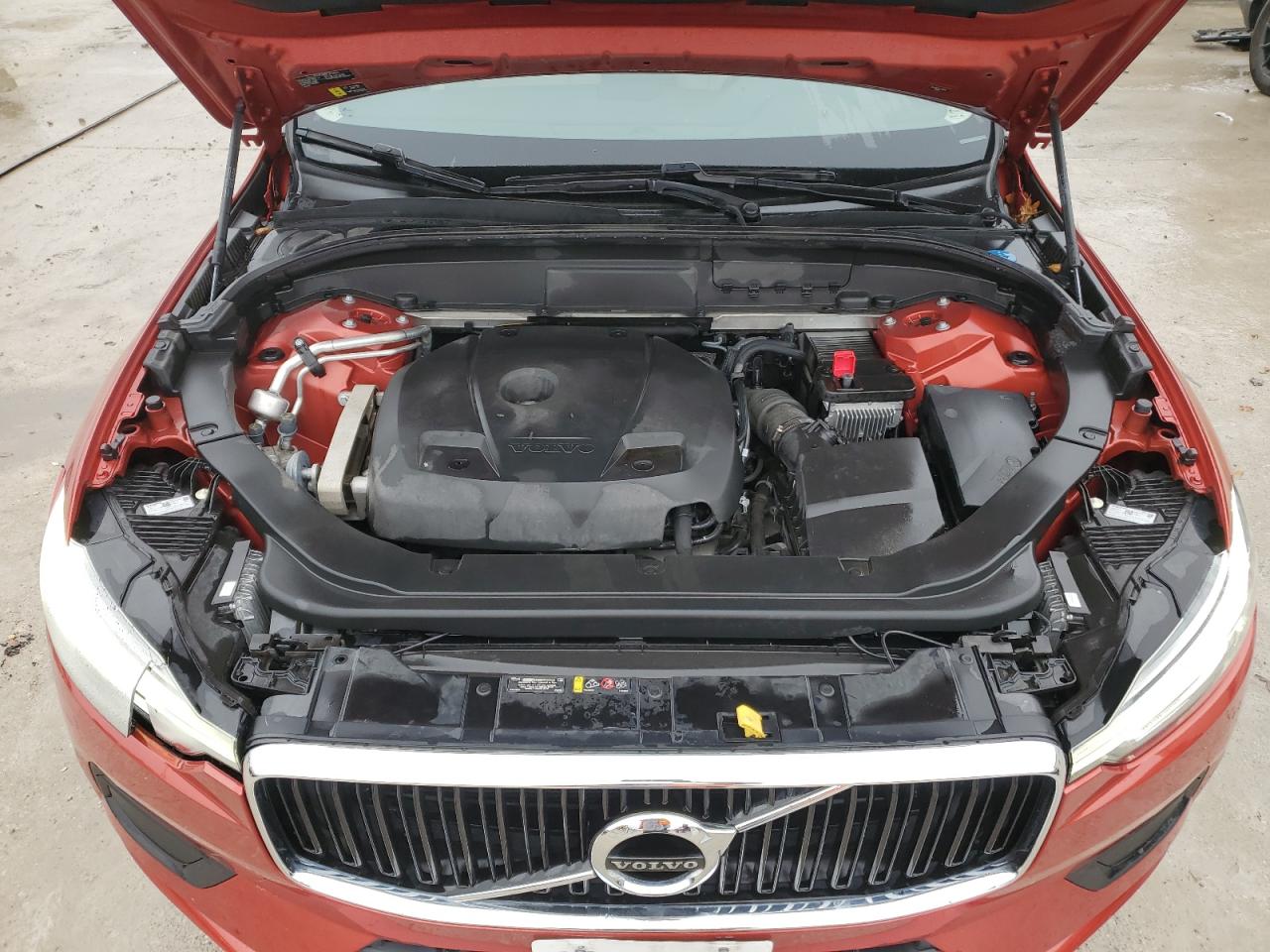 2020 Volvo XC60 - Image 11