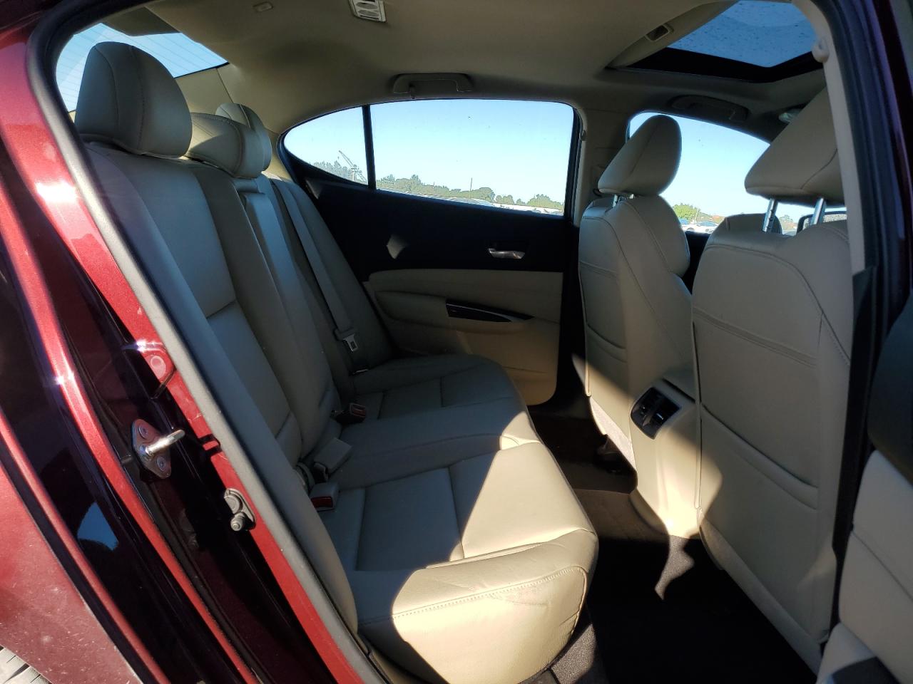 2015 Acura TLX - Image 10