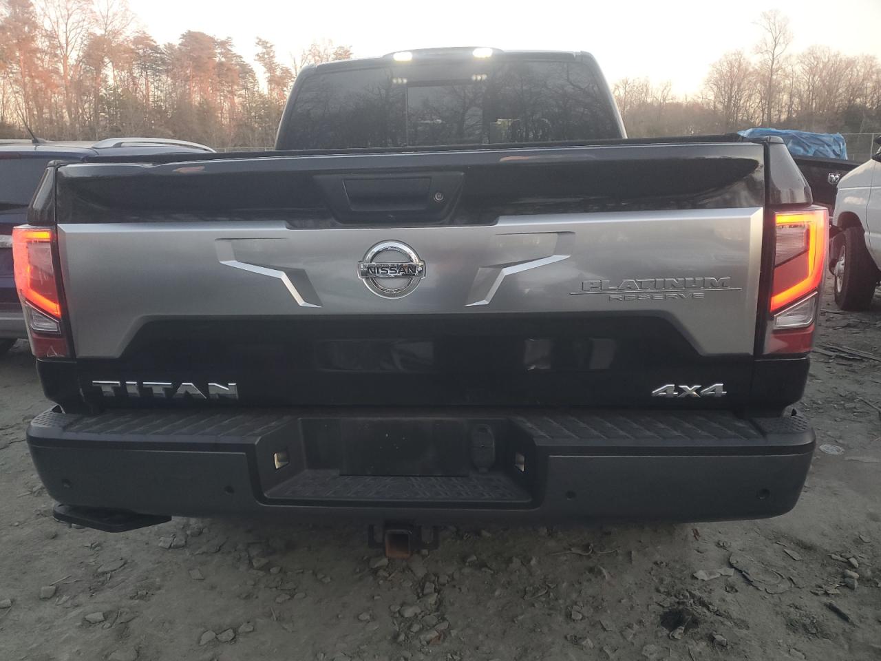 2021 Nissan Titan - Image 6
