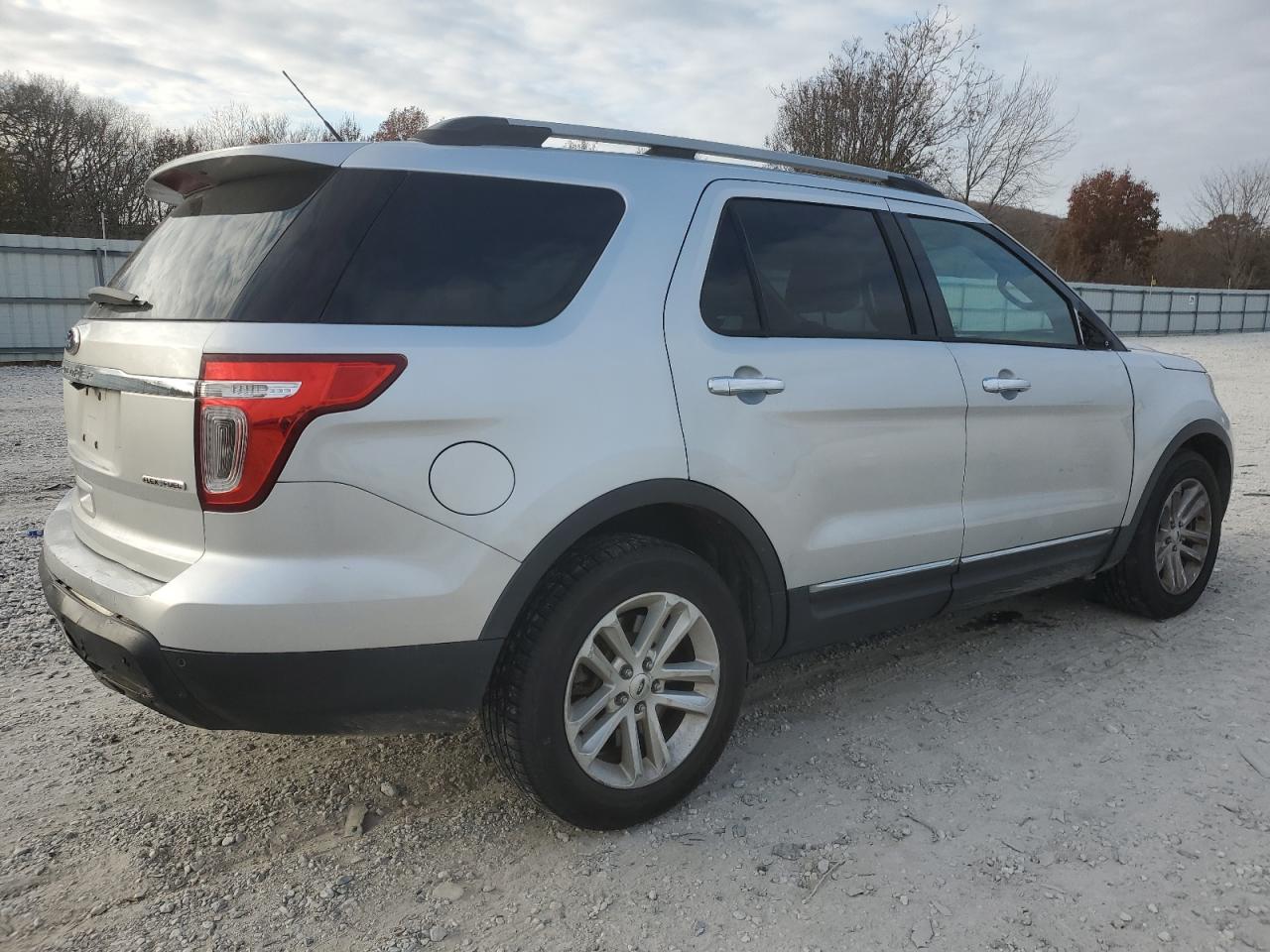 2014 Ford Explorer - Image 3