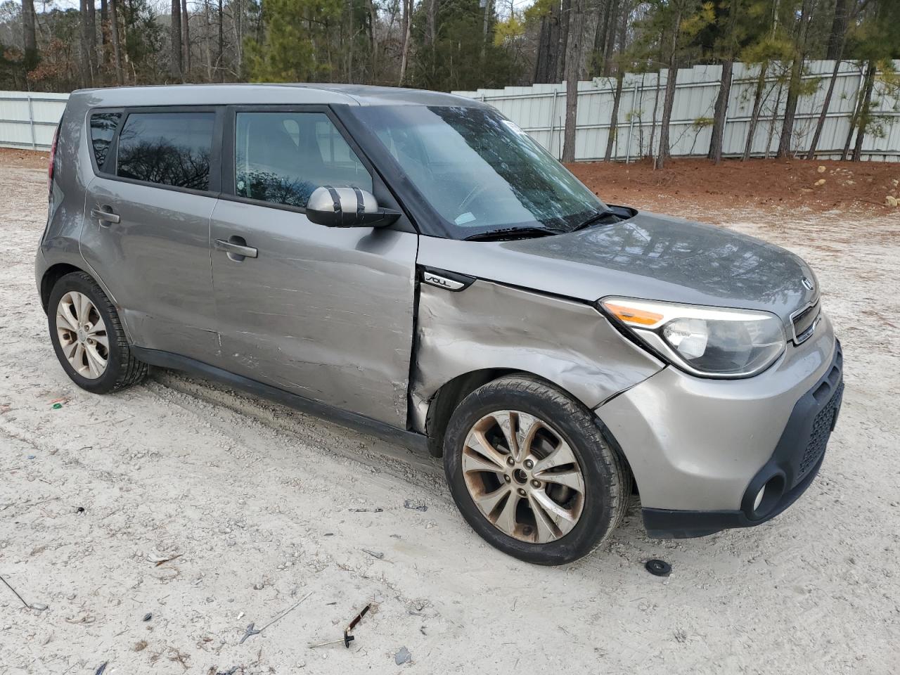 VIN KNDJP3A50G7334008 2016 KIA SOUL no.4