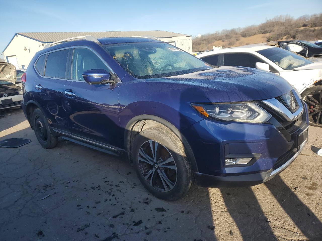 VIN 5N1AT2MVXHC744837 2017 NISSAN ROGUE no.4