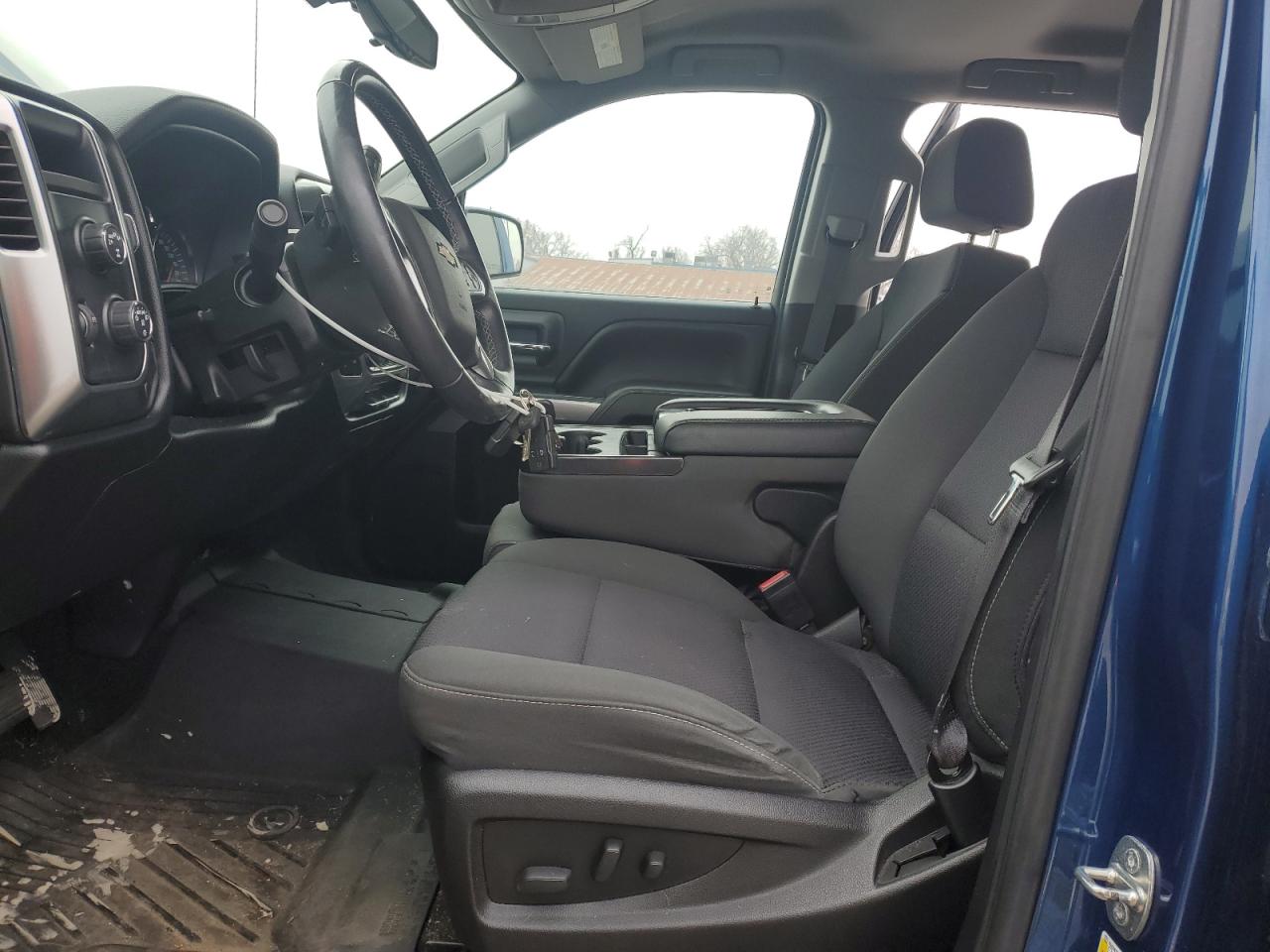 2017 Chevrolet Silverado - Image 7