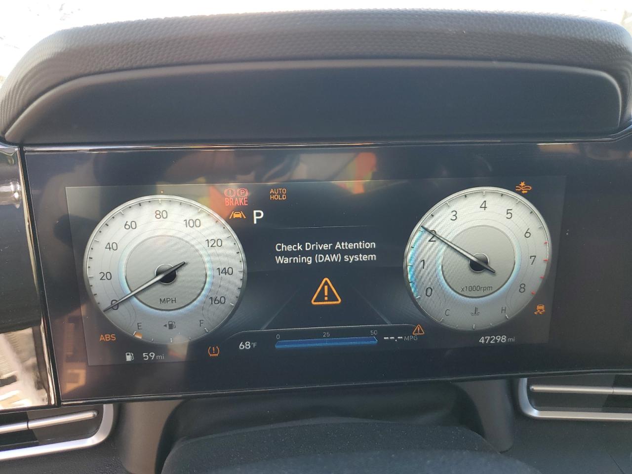 2023 Hyundai Elantra - Image 9