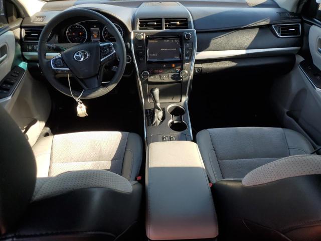  TOYOTA CAMRY 2015 Srebrny