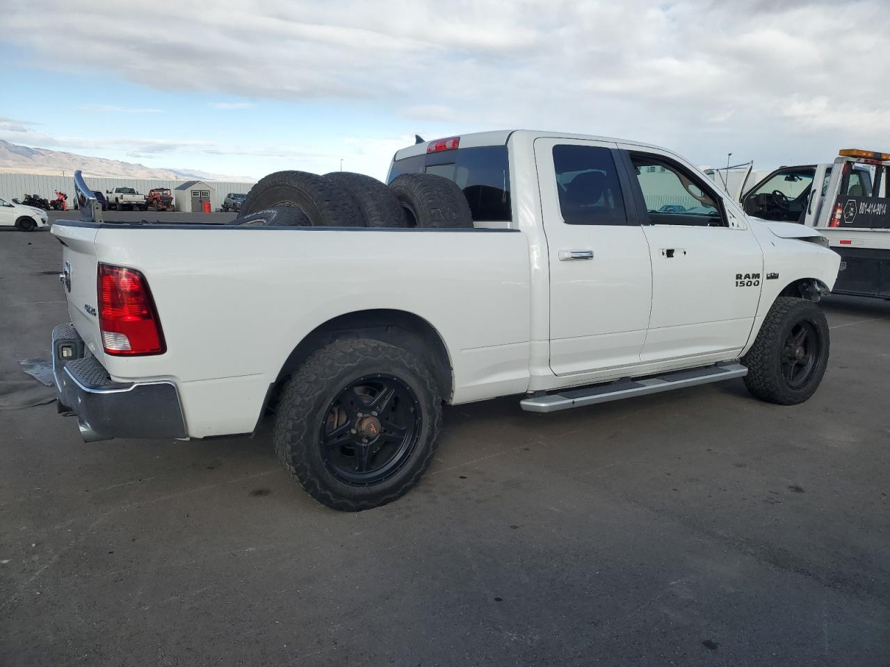 2017 RAM 1500 - Image 3