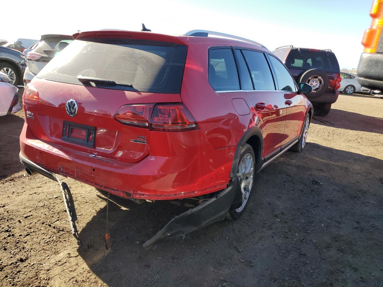 2017 Volkswagen Golf - Image 3