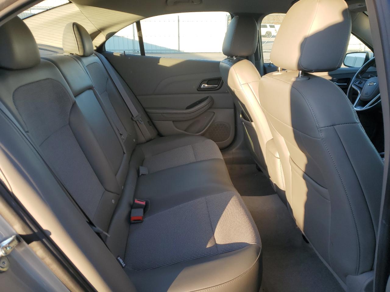 2015 Chevrolet Malibu - Image 11