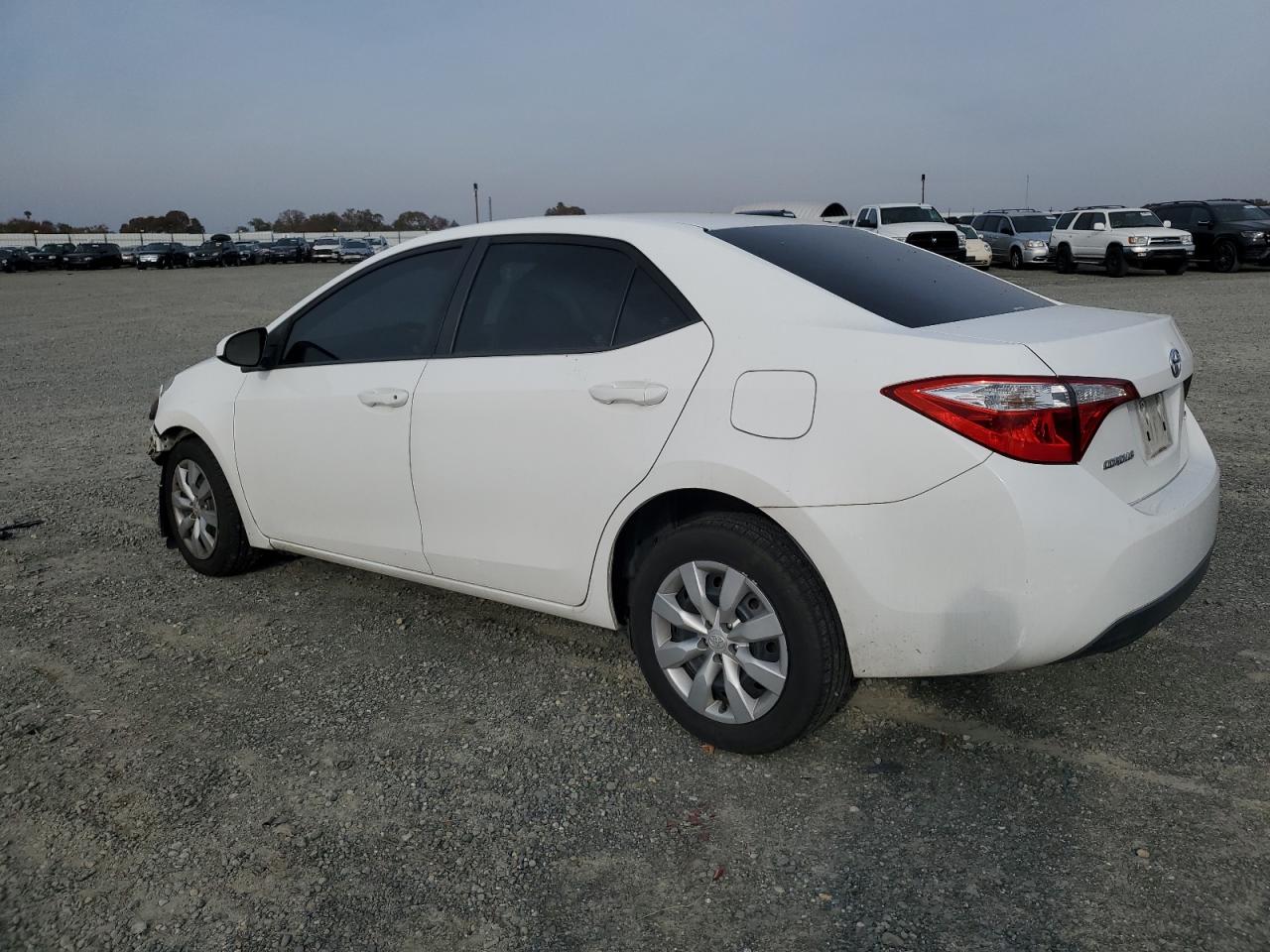 VIN 5YFBURHE5GP488234 2016 TOYOTA COROLLA no.2