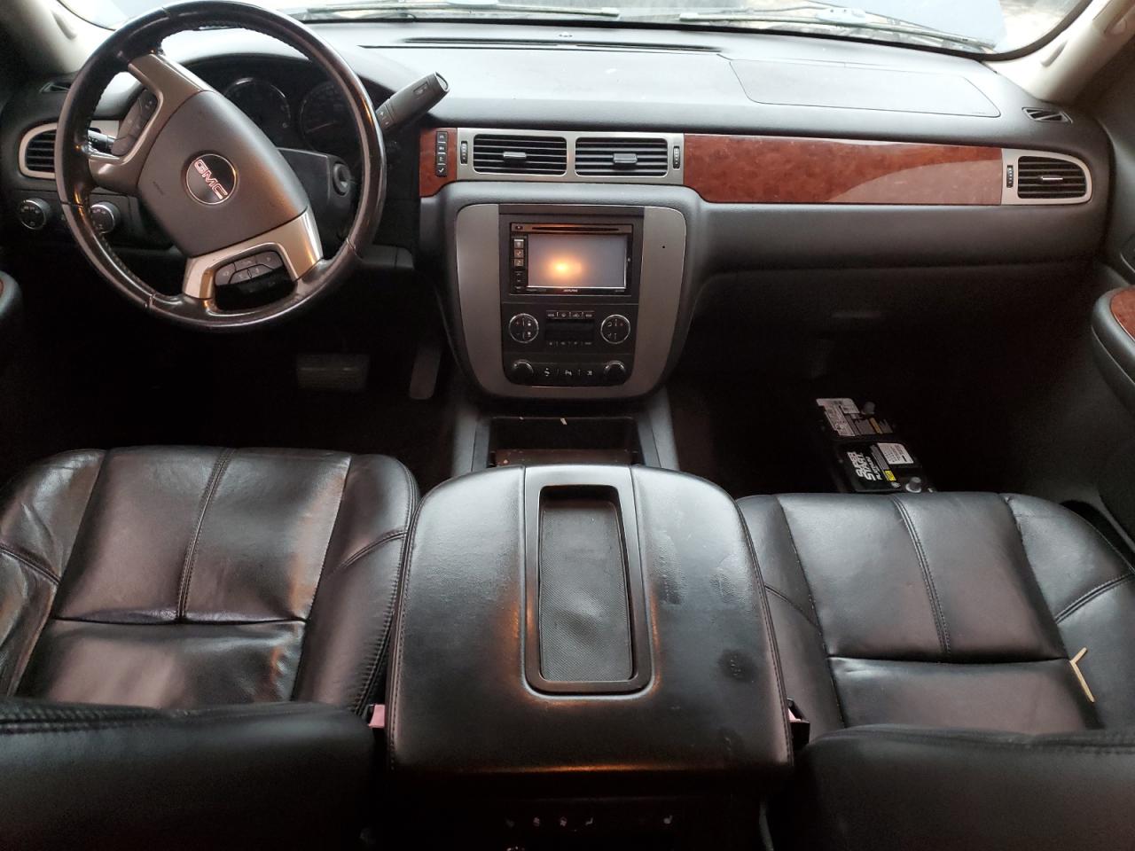 2009 GMC Yukon - Image 8