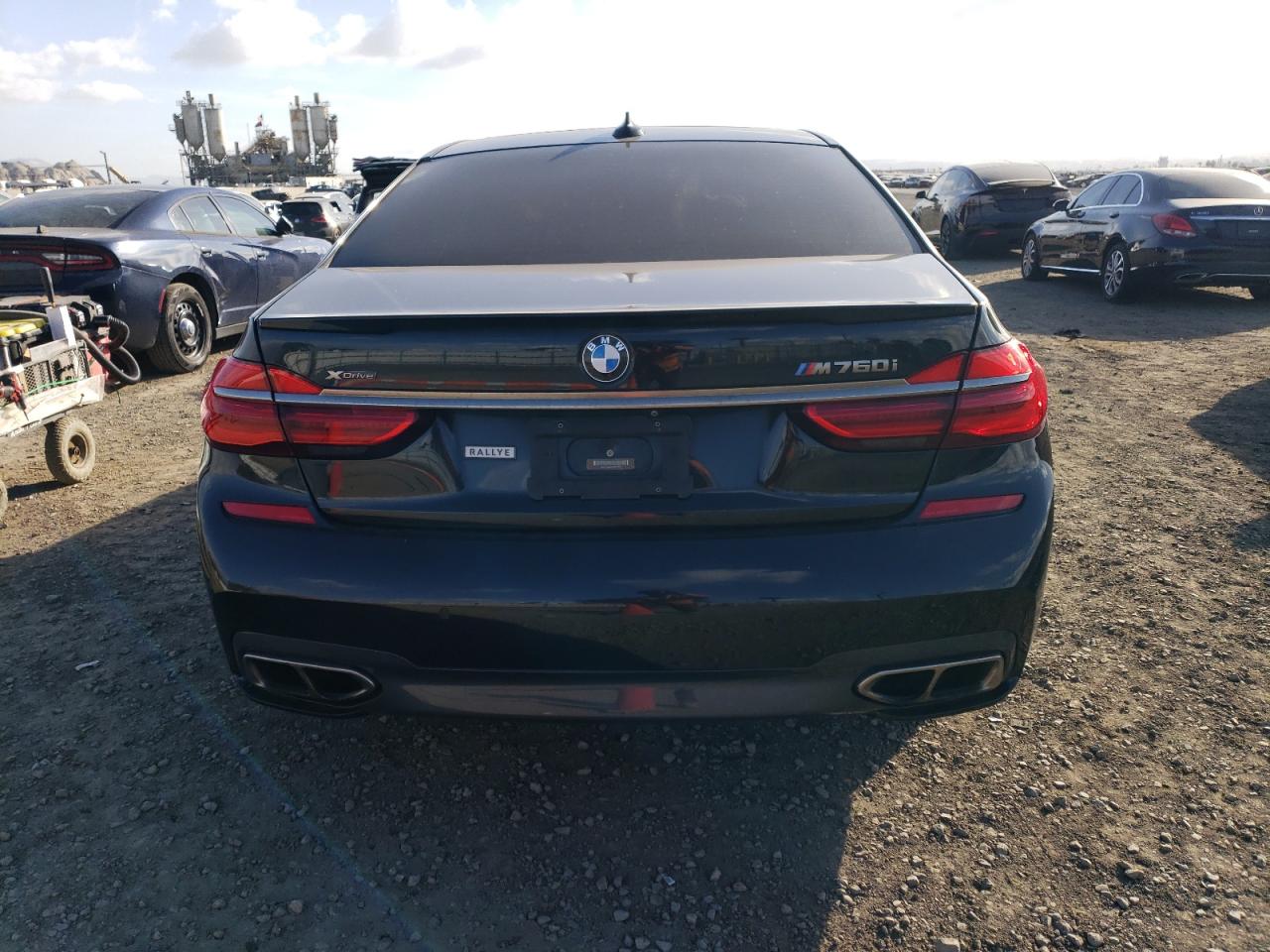 VIN WBA7H6C50JG614781 2018 BMW M7 no.6