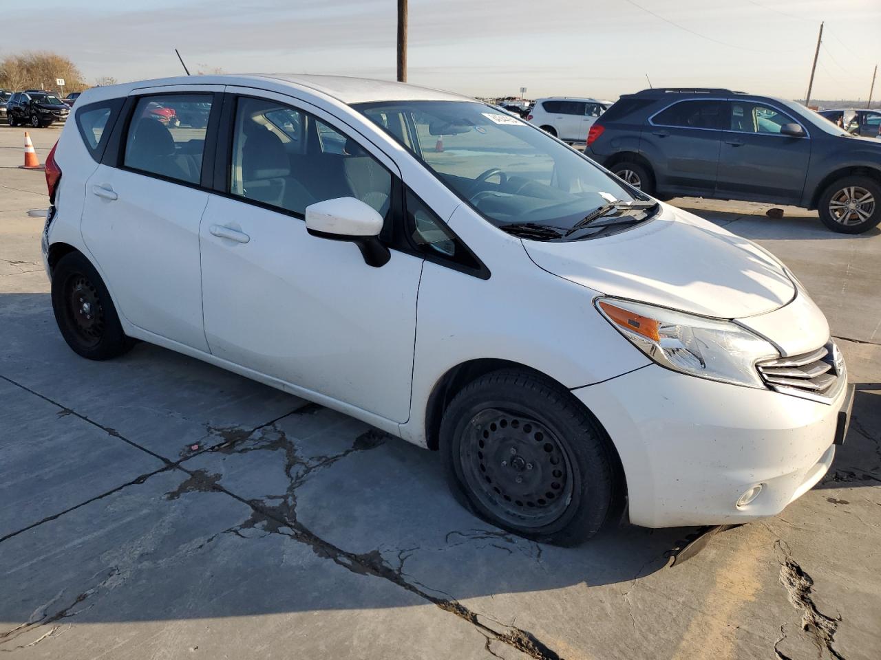 VIN 3N1CE2CPXGL398837 2016 NISSAN VERSA no.4