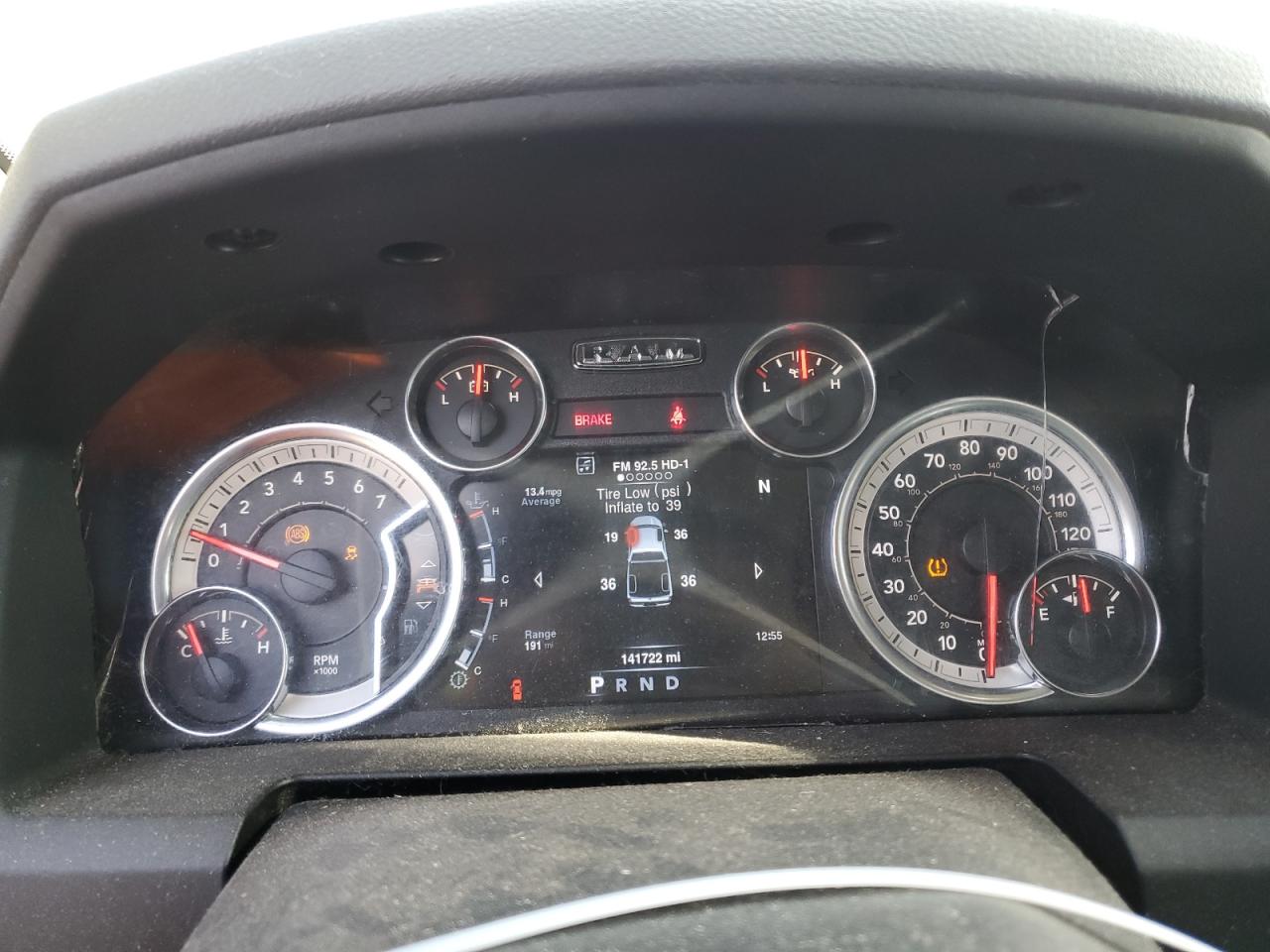 2013 RAM 1500 - Image 9