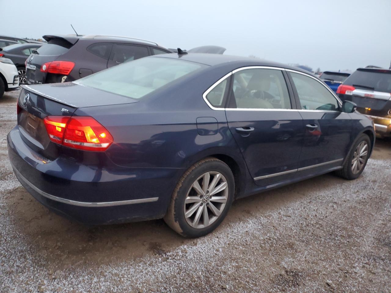 VIN 1VWCH7A34DC132171 2013 VOLKSWAGEN PASSAT no.3