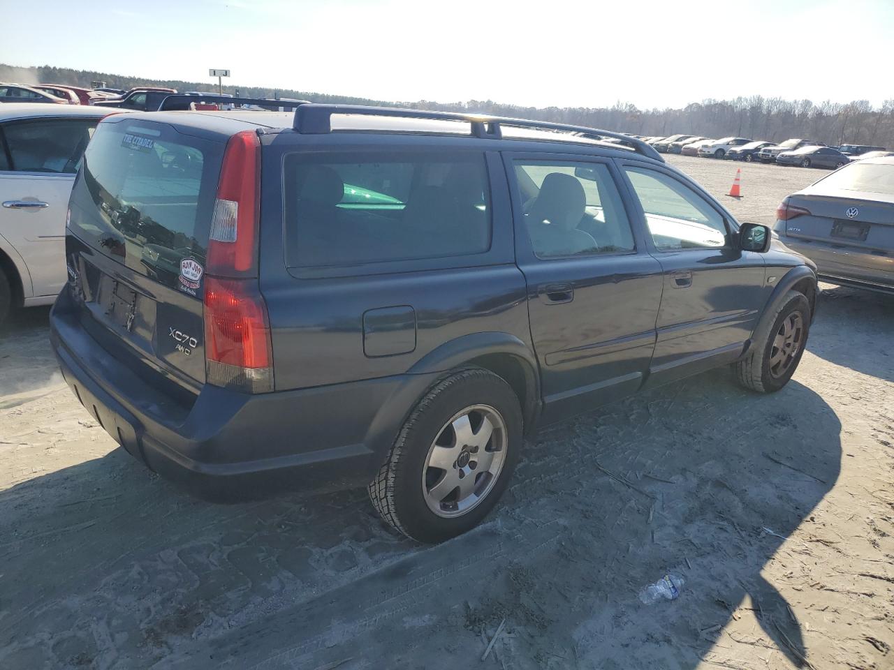 2004 Volvo XC70 - Image 3
