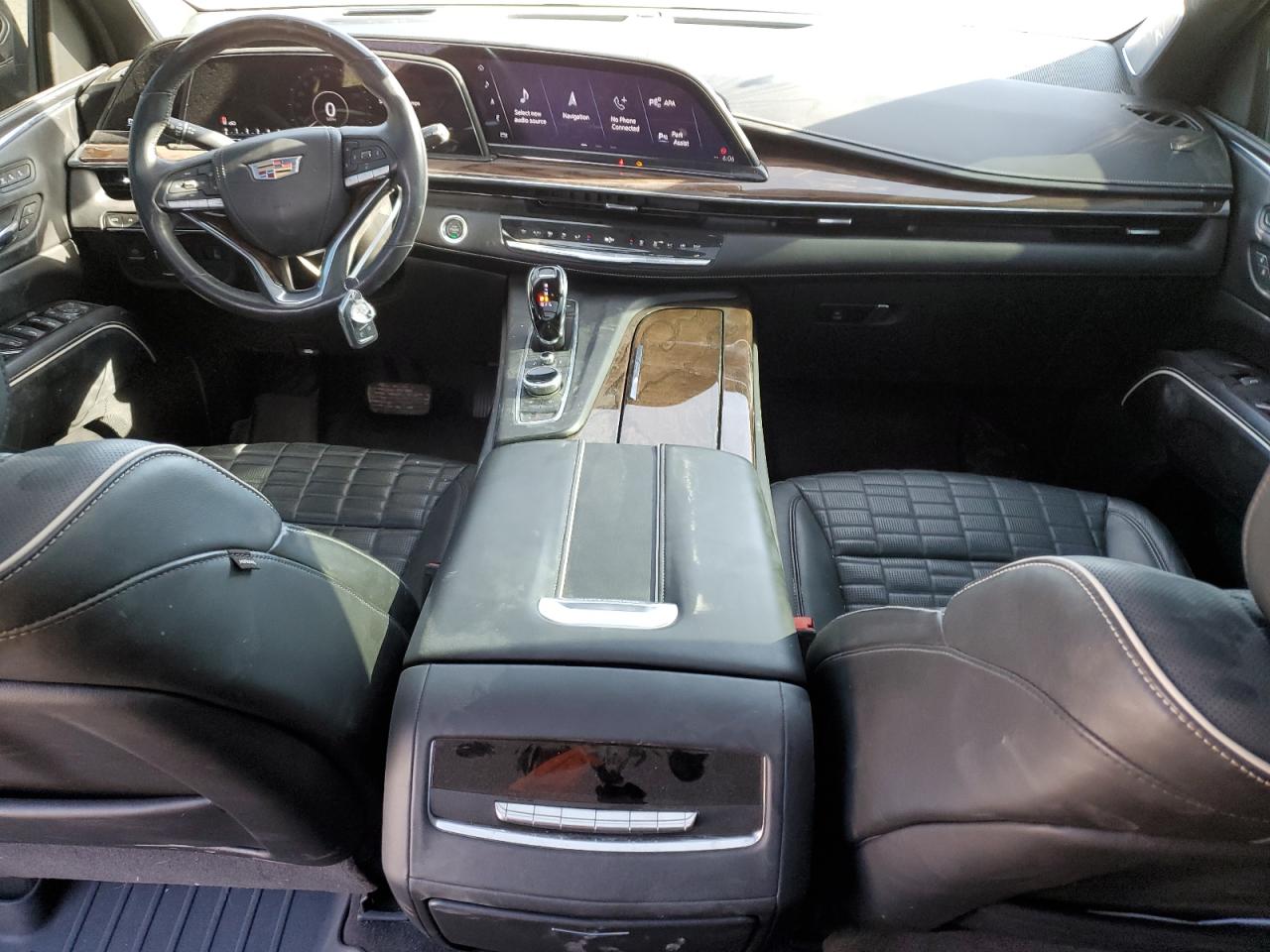 2021 Cadillac Escalade - Image 8