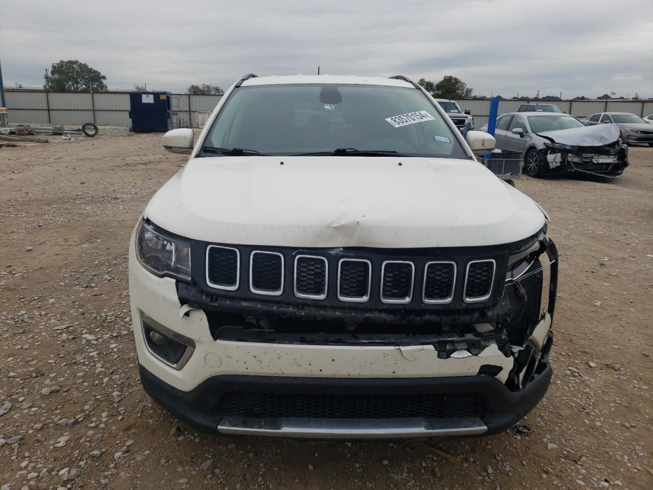 VIN 3C4NJCCB9KT662442 2019 JEEP COMPASS no.5