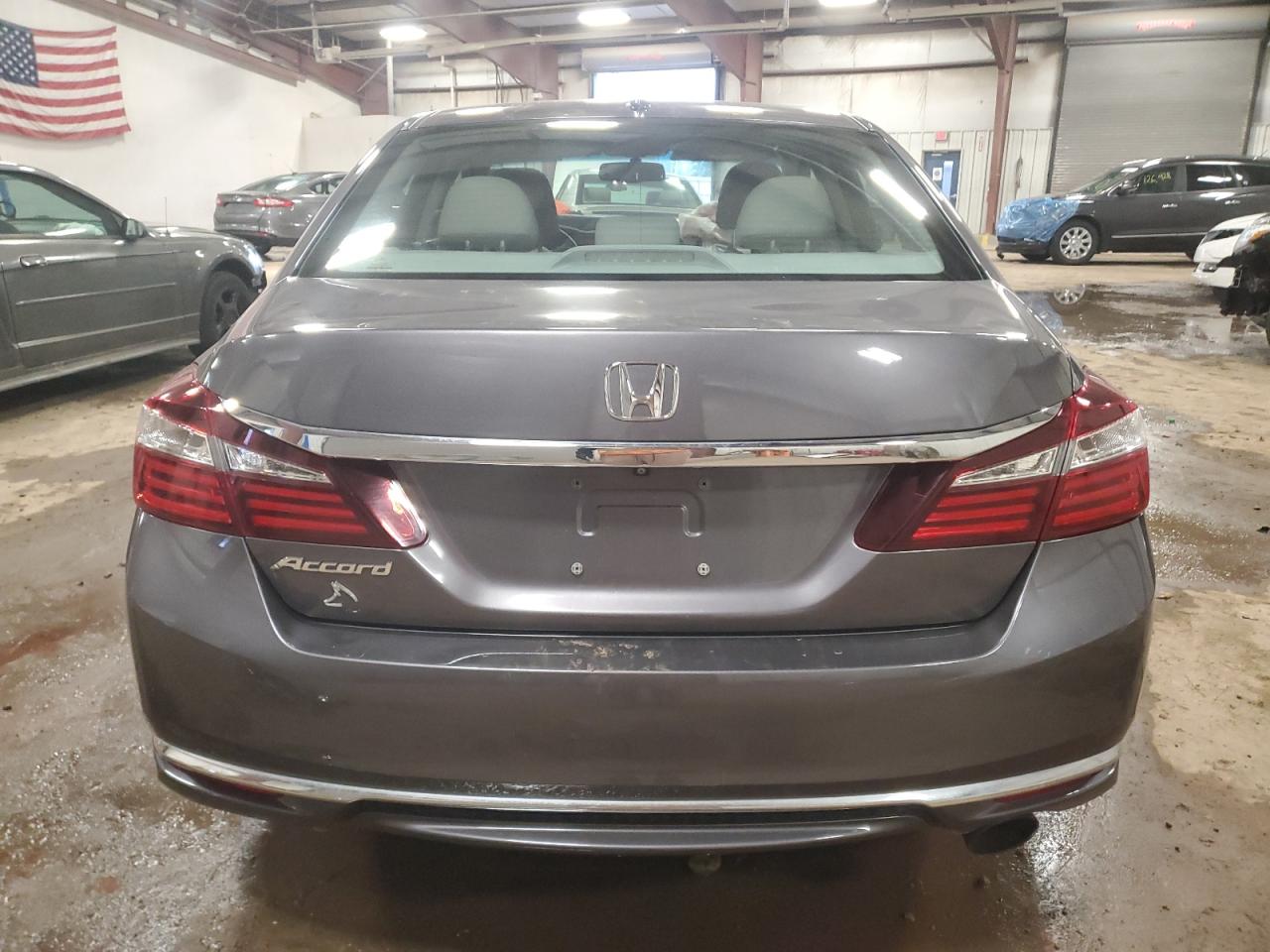 1HGCR2F80HA067636 HONDA ACCORD 2017