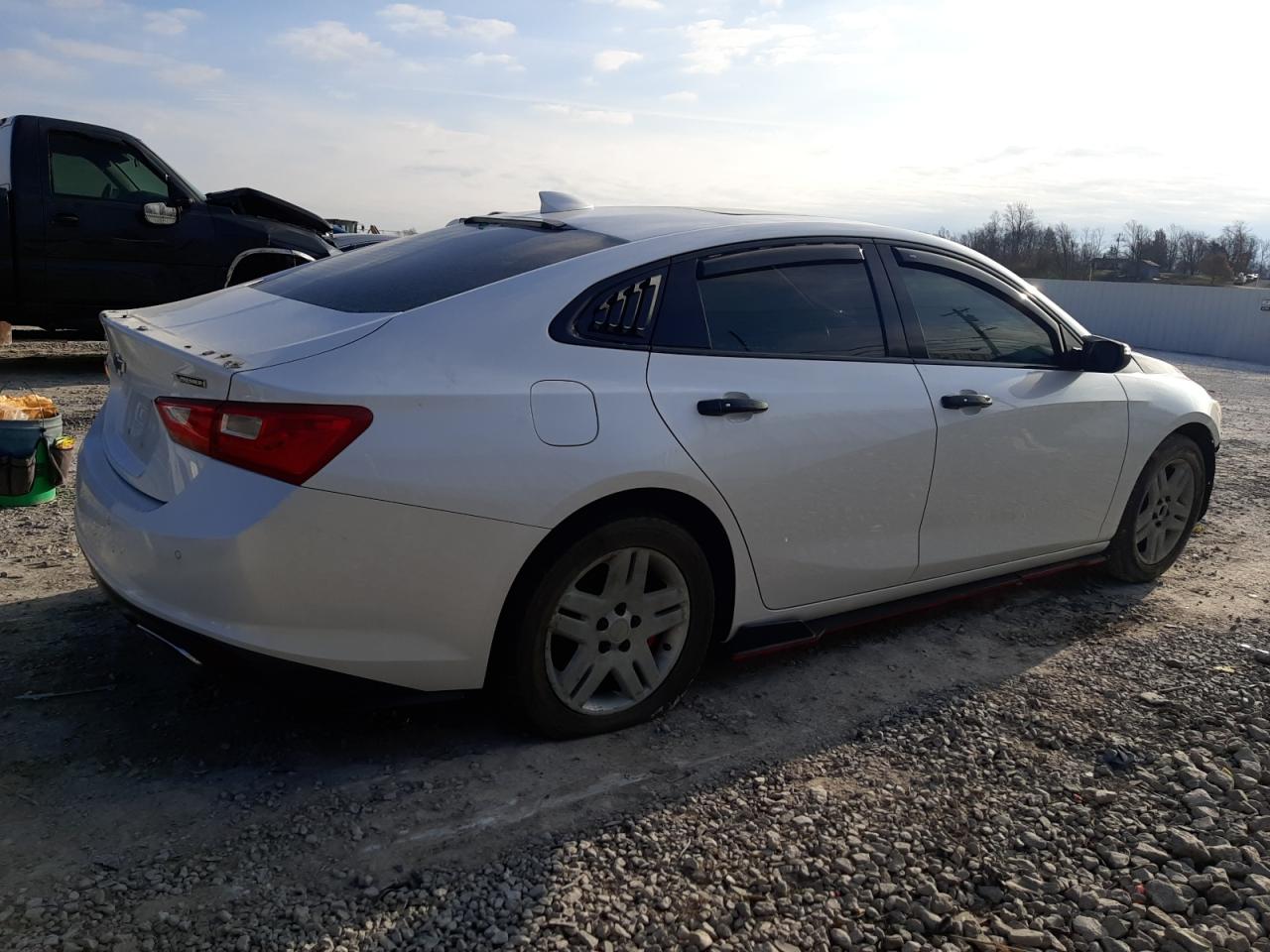 2017 Chevrolet Malibu - Image 3