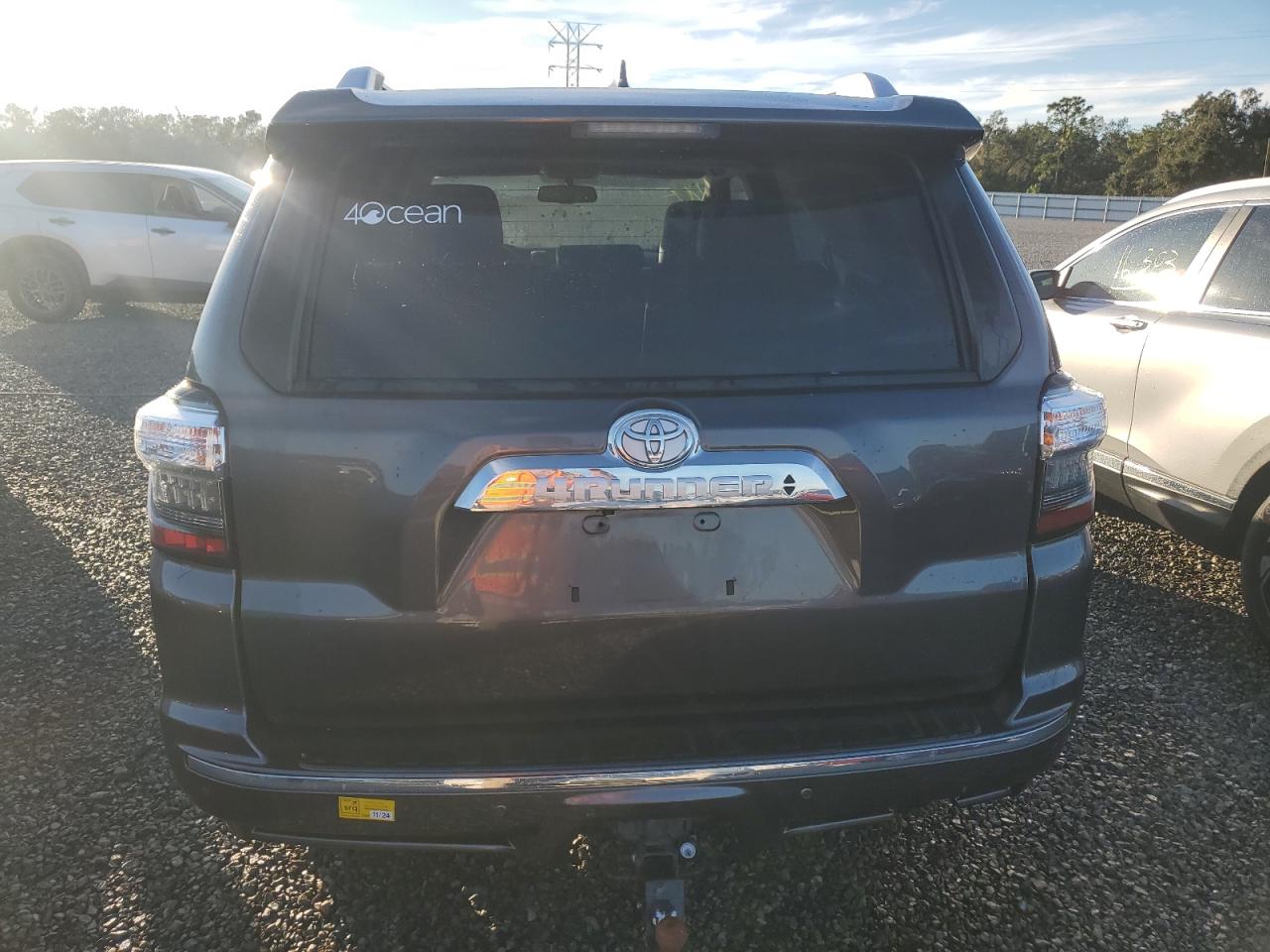 VIN JTEBU5JR3J5513945 2018 TOYOTA 4RUNNER no.6